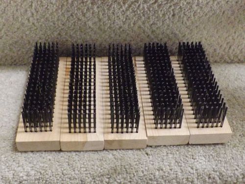 *NEW* 5 DQB WIRE SCRATCH BRUSH, STRAIGHT BACK, 6 X 19 ROW, TEMPERED STEEL, WOOD