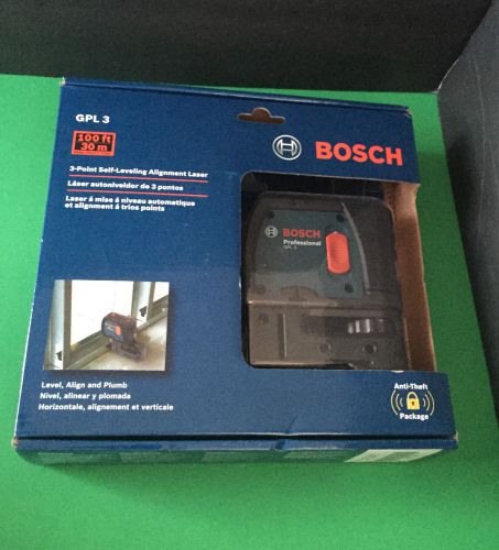 BOSCH PROFESSIONAL GPL 3 3-POINT SELF-LEVELING ALIGNMENT LASER NEW W/ ATTACHMENT