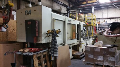 Cincinnati Plastic Injection Molding Machine Capacity 500 Ton Model VH500-54