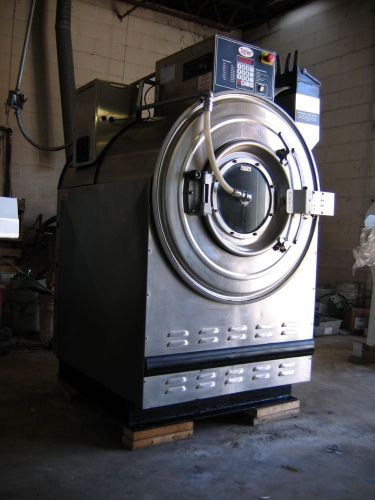 Unimac 60 pound washer/extractor Model UW60PV