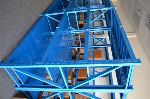 3 Light Industrial shelf - Store or warehouse fixture 6&#039;x2&#039;x6.5&#039; blue open box