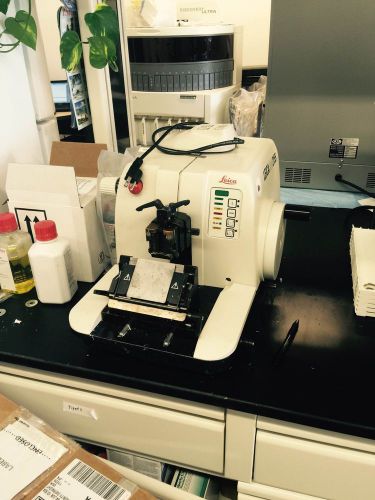 Leica Microtome, thermo excelsior processor, casssette labeller