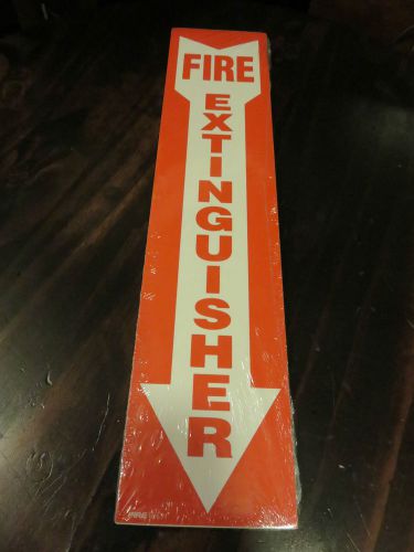 (1-SIGN) 4&#034; X 18 SELF-ADHESIVE VINYL &#034;FIRE EXTINGUISHER ARROW&#034; SIGN...NEW