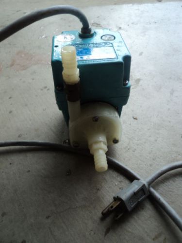 Little Giant 2E-38N Ultility Submersible Fountain Electric Pump, Used