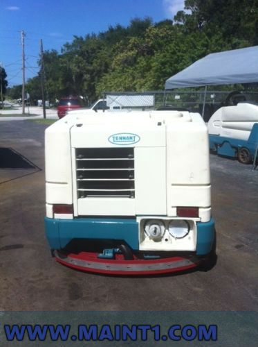 Tennant rider scrubber 7400. free shipping* - cyl head - propane - for sale