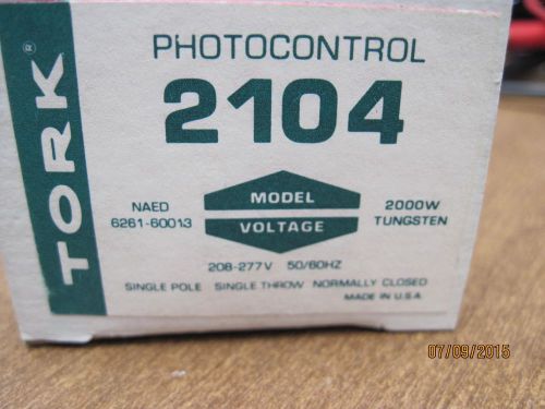 Tork 2104 Photoeletric Switch - 208 / 277 volts 2000 watts