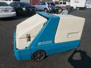 Tennant 6400 Gasoline Ride On Parking Lot Sweeper Vacuum Very Good Condition