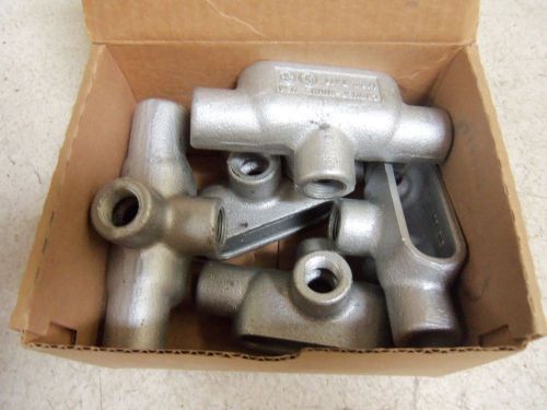 LOT OF 5 CROUSE-HINDS TA17 CONDUIT *NEW IN A BOX*