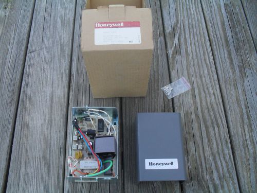 HONEYWELL R720C 1009 RECEIVER RELAY CONTROL NEW IN BOX W PAPERWORK