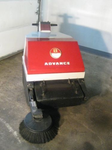 Advance Machine Co. Retriever Floor Sweeper 360B