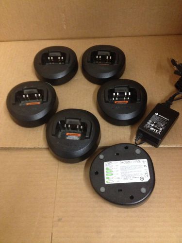 Lot 5 oem motorola charger  mag one, bpr40, bc130, tested used. bpr-40 magone for sale