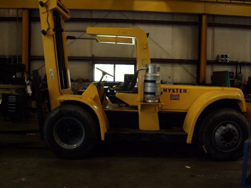 22,500 lbs capacity Hyster Air Tire Forklift Model H225