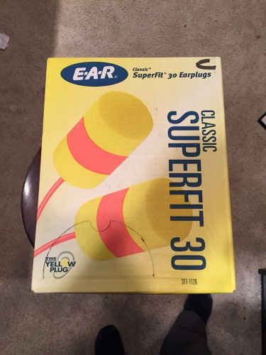EARPLUGS -  E-A-R Classic SuperFit 30  Earplugs 311-1126 (200 Pr/Box)