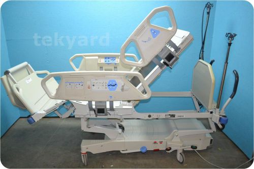 HILL-ROM P1900 ALL ELECTRIC HOSPITAL BED W/ GRAPHIC CAREGIVER INTERFACE @