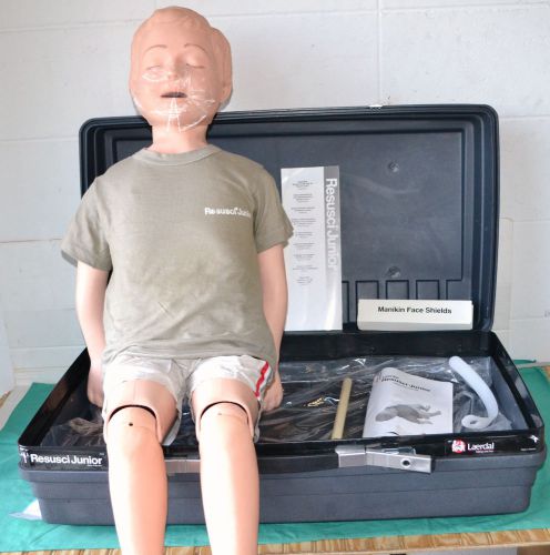 Laerdal Resusci Anne Junior Child CPR Full Body Training Manikin / Case &amp; Pad
