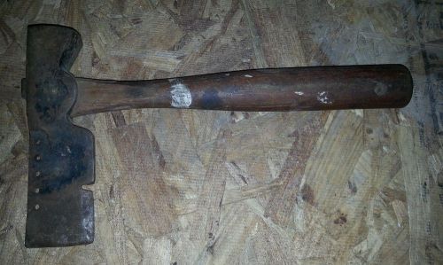 Vintage hammer shingle wood handle