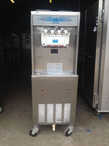 Taylor 794 Soft Serve Frozen Yogurt Ice Cream Machine 3 Phase Water Cooled