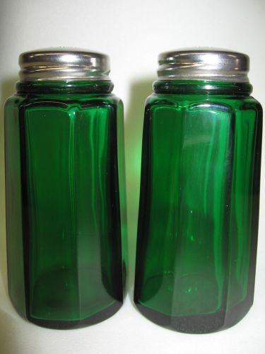pair of hunter green glass salt and pepper shakers set / castor art deco emerald