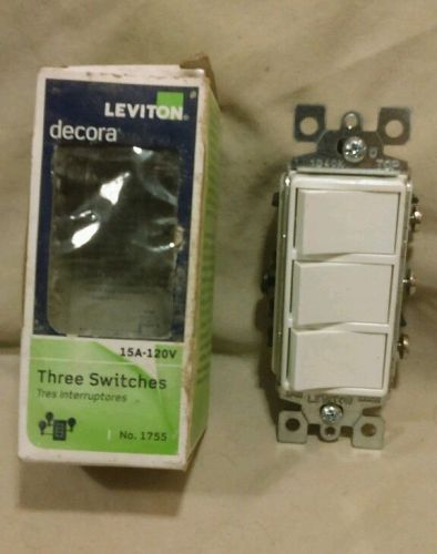 Leviton Three Swiches 15A-120V