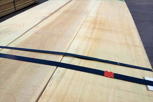 1/8&#034; x 3-4&#034; x 12 Thin Creamy Aspen Craft Laser Wood Lumber board