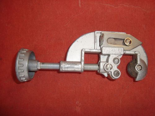 ALUMINUM PIPE TUBING CUTTER WITH WHEELS MADE IN JAPAN 1&#034;