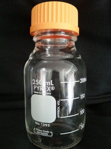 250mL reagent media bottle PYREX
