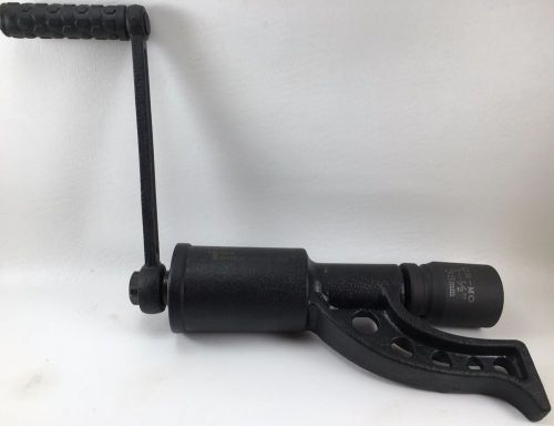 T&amp;e no. ql-58a torque multiplier 1 inch drive 58 to 1 geared wrench w/ 2 sockets for sale