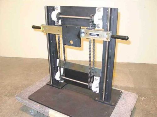 Gravity Hoist Dual Chain Weight Offset 2&#039; Rise Face Plate Mount
