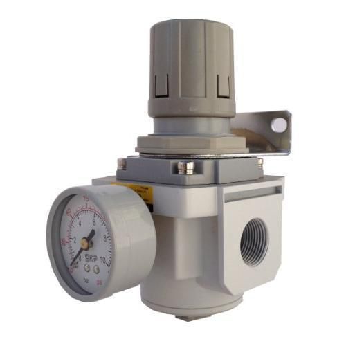Pneumaticplus sar4000m-n04bg air pressure regulator 1/2&#034; npt with gauge &amp; new for sale