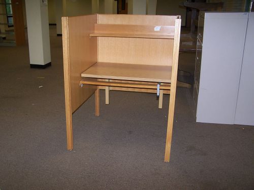 &#034;USED&#034;  LAMINATE WOOD STUDY CARREL -PICK UP ONLY!