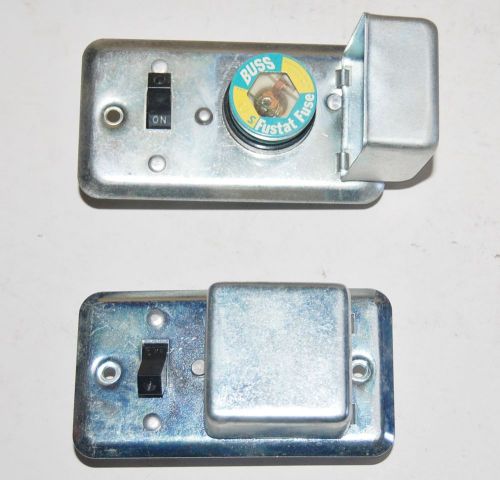 (LOT OF 2) BUSS FUSETRON BOX FUSED SWITCH COVER UNIT SSU  with S 10 FUSES