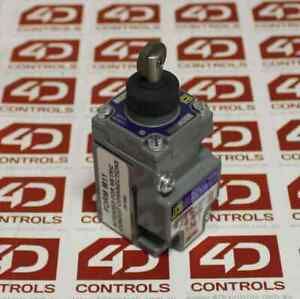 Square D 9007C52DM11 Limit Switch 600V 10A, Opened, A