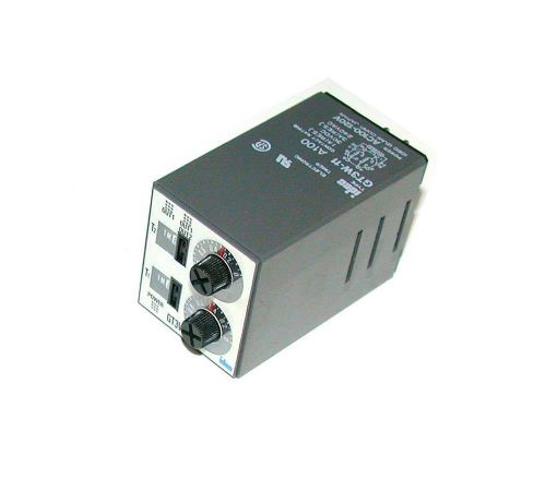 IDEC ELECTRONIC TIMER 30 VDC MODEL GT3W-11