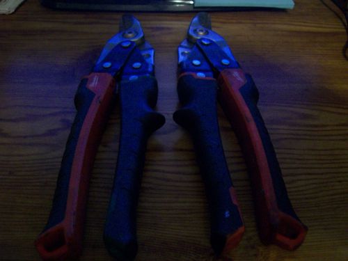 MILWAKEE RIGHT HAND AND LEFT HAND TIN SHEARS