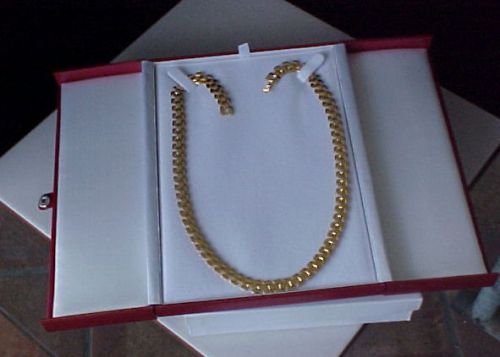 Large RED LEATHERETTE Necklace Chain Pearls Jewelry Presentation Gift Box