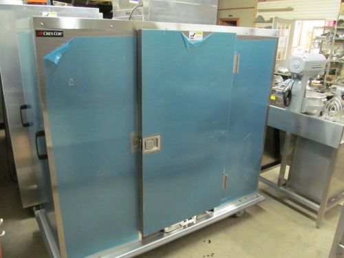 NEW CRES COR HEATED HOT HOLDING CABINET, BANQUET CABINET, SCRATCH N DENT CRESCOR