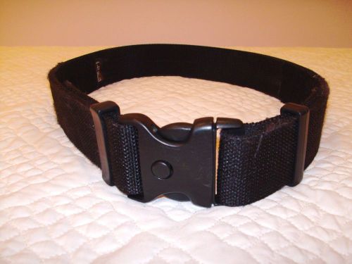 Uncle Mike&#039;s Nylon Deluxe Duty Belt Black Medium 32&#034;-36&#034; WITH Belt Keepers