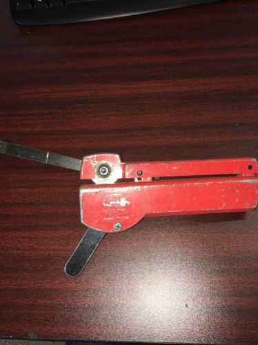 GB GBX 200 Handheld Cable Conduit Cutter A17