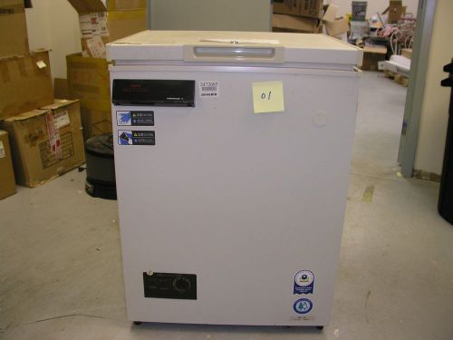 SANYO Medical Freezer. model: MDF-135