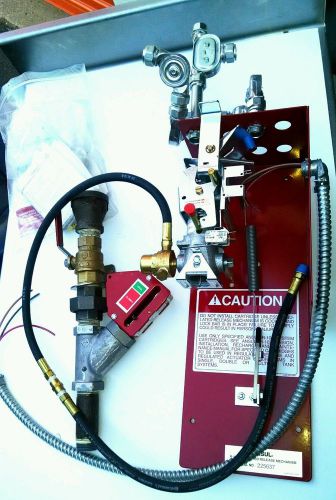 Ansul R-102 Liquid agent restaurant fire suppression system NEW WITH EXTRAS