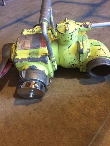 Akron 4-way four way hydrant connection w/shut-off  valve (2.5&#034;) for sale