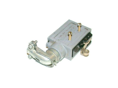 Honeywell micro switch limit switch w/housing model bz-2rw822-a2  (4 available) for sale