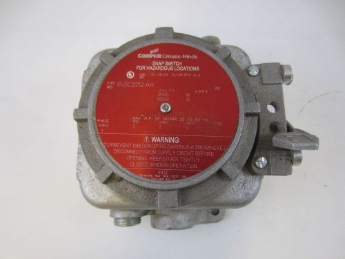 New crouse hinds gusc2052ah 3/4&#039;&#039; explosion proof enclosure w/ snap switch gusc for sale