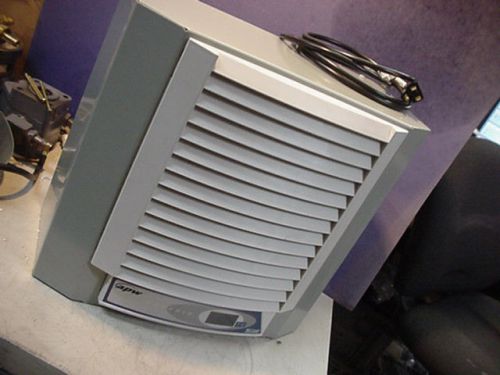 McLean APW hoffman enclosure air conditioner 1000btu 115v M13-0116-G1014