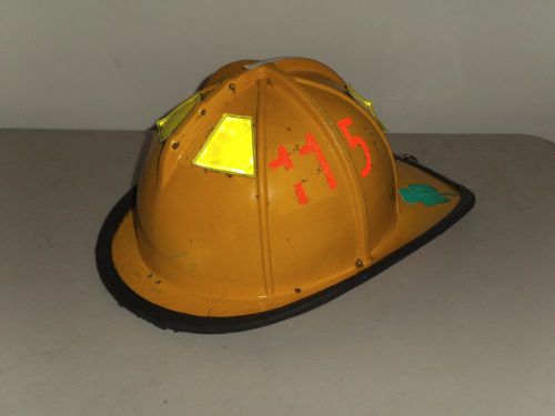 Cairns 1010 Fire fighter helment *SHELL ONLY NO LINER* USED SUPLUS *#8