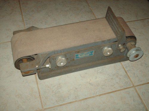 Dayton Bench Mount Belt Sander