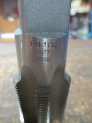 NEW PIPE TAP  1 1/4&#034; STANDARD THREAD SIZES