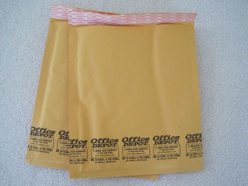 Lot of 60 Self-seal 8.5 x 11 Bubble Mailer Padded Envelopes
