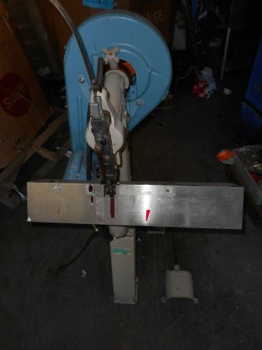Bostitch Wire Stitcher Bronco with Foot Pedal Textron 115V 1PH Good Condition