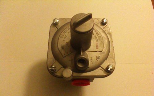 General Controls Gas Pressure Regulator V-300 3/4&#034; NPT